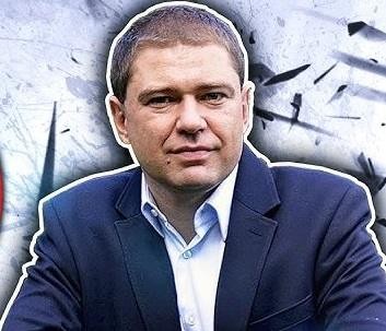 Grafika przedstawiająca różnorodność kariery Piotra Szumlewicza, łącząca elementy dziennikarstwa, działalności związkowej i intelektualnej, symbolizująca jego wpływ na debatę publiczną.